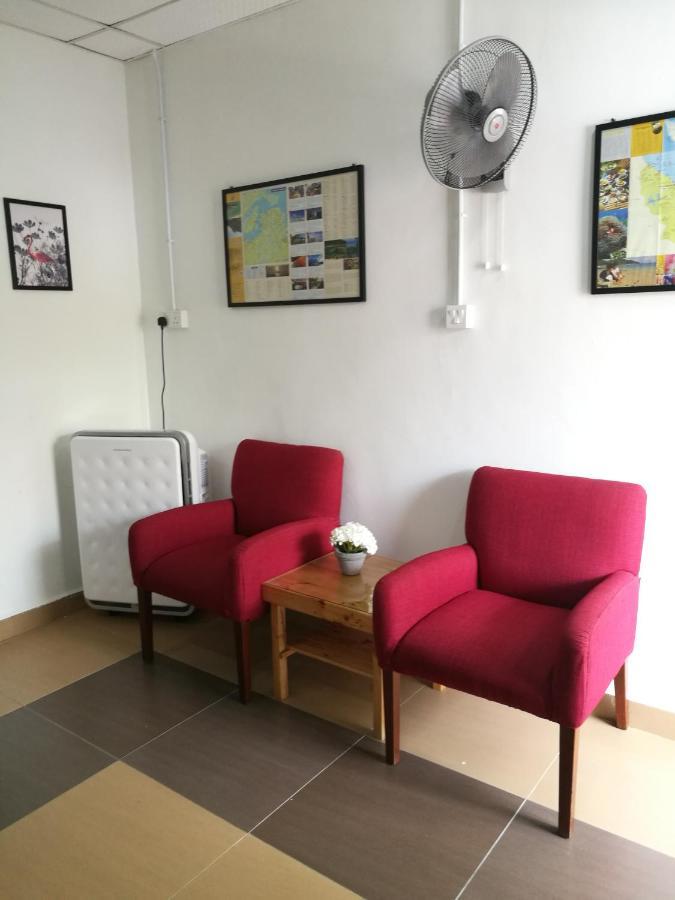 Aban Transit House Hotel Kampung Kuala Besut Ngoại thất bức ảnh